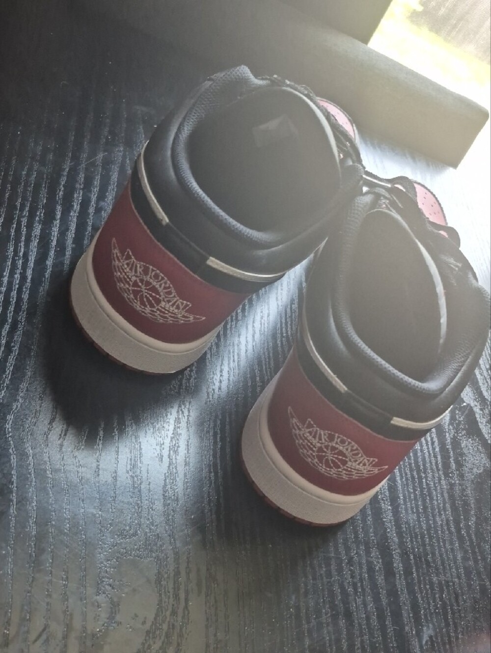 Nike Men's Low-Top Sneakers - Black, Red & White - Picture 6 of 8